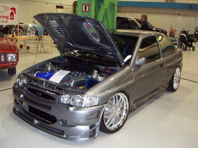 Name:  Ford_Escort_RS_Cosworth_Modified_10.jpg
Views: 863
Size:  73.7 KB