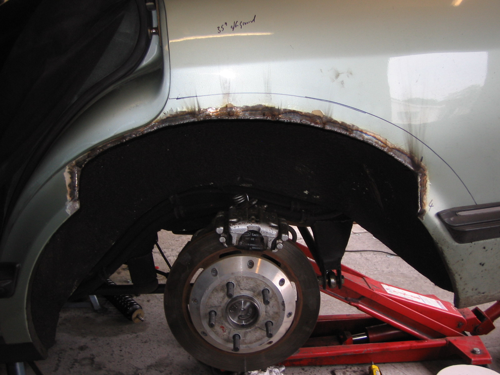 Rear arch rolling or cutting, any advice ? - PassionFord - Ford Focus,  Escort & RS Forum Discussion