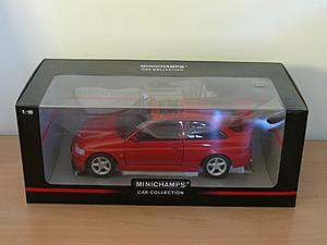 WITH PICS FOR SALE 1/18 Minichamps Ford Escort RS Cosworth BLACK-5.jpg