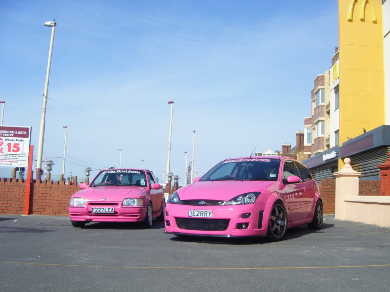 My PINK Ford Focus RS MK1 - Exterior, interior and engine bay :) 